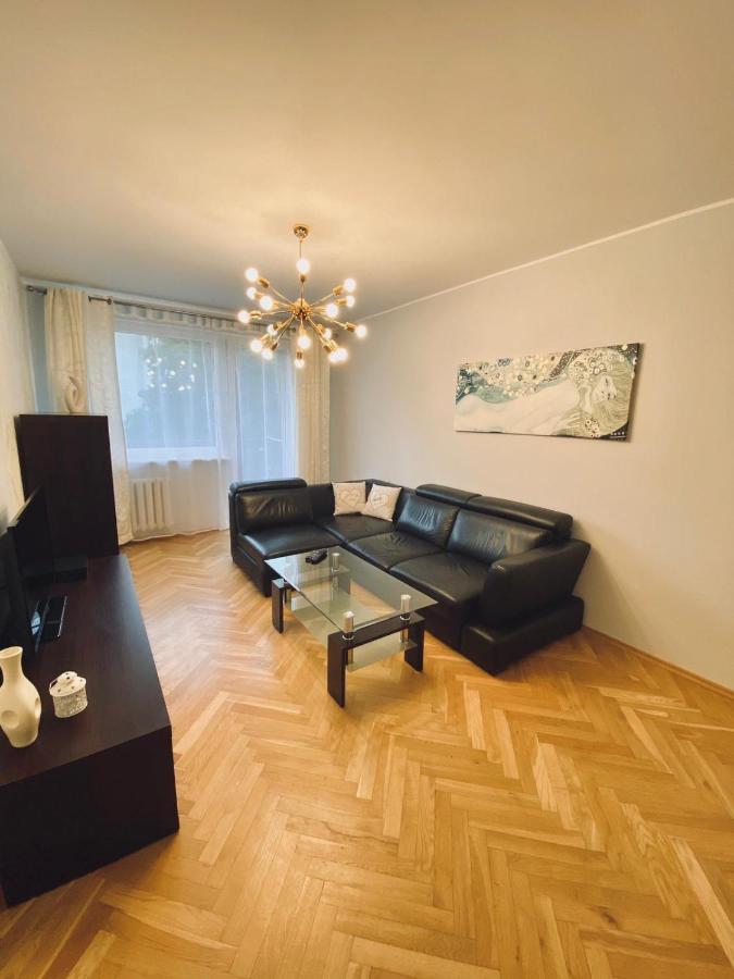 Przytulne Mieszkanie Na Przymorzu W Gdansku Extérieur photo